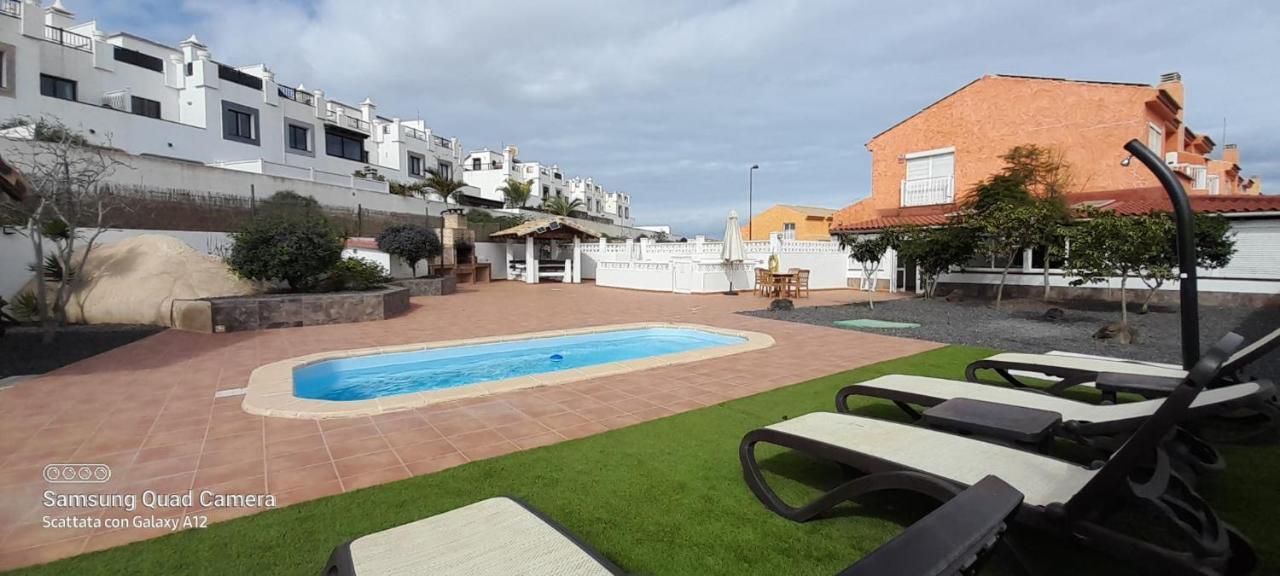 Villa Paraiso คอร์ราเลโฮ ภายนอก รูปภาพ