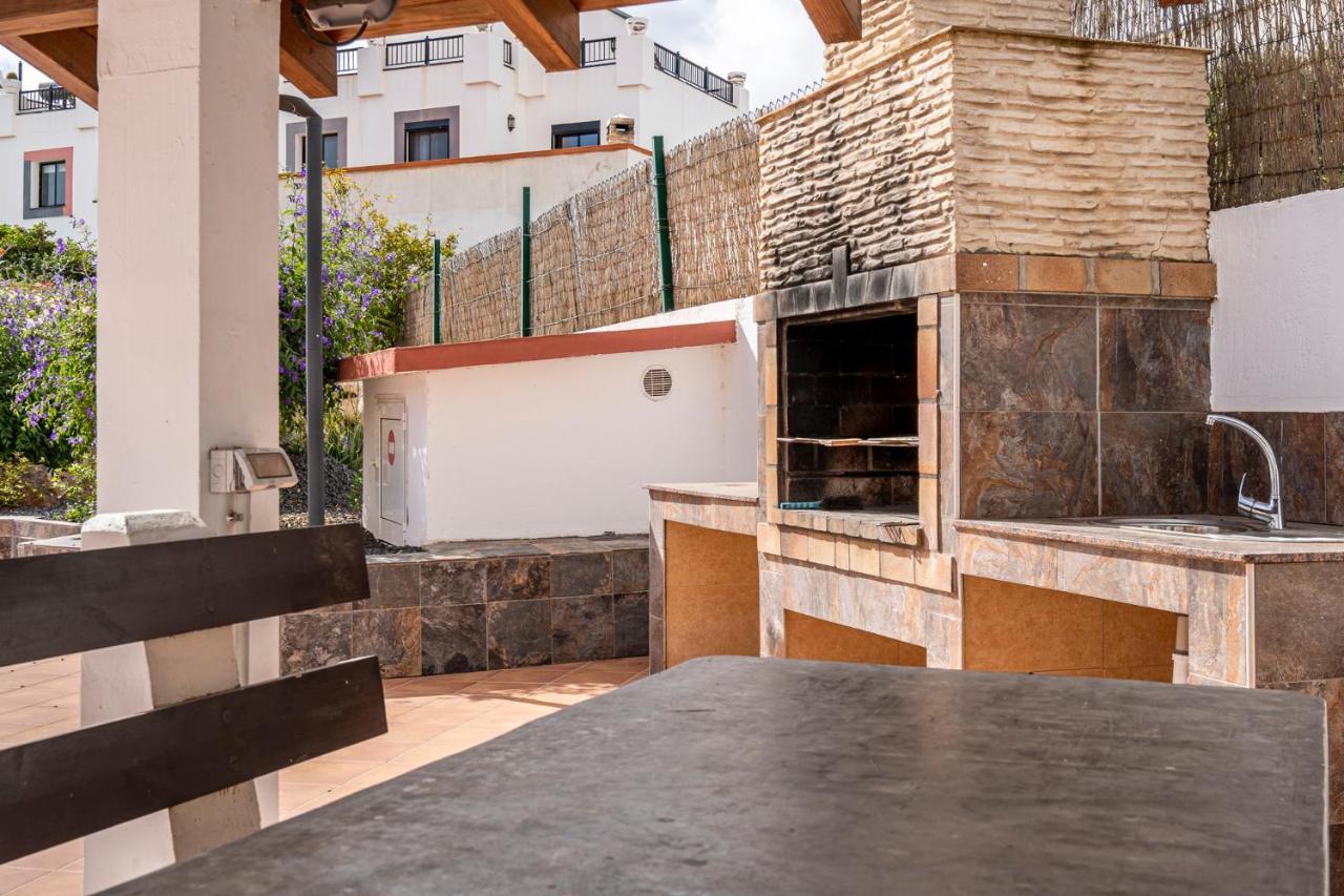 Villa Paraiso คอร์ราเลโฮ ภายนอก รูปภาพ
